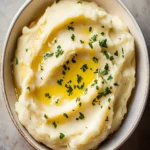 Easy Garlic Mashed Potatoes First Image First Image